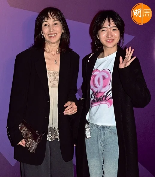 柏安妮由溜冰皇后轉戰電影圈 同場加推《猜猜我是誰》 天王18歲青澀演出 - 本地 - 明周娛樂