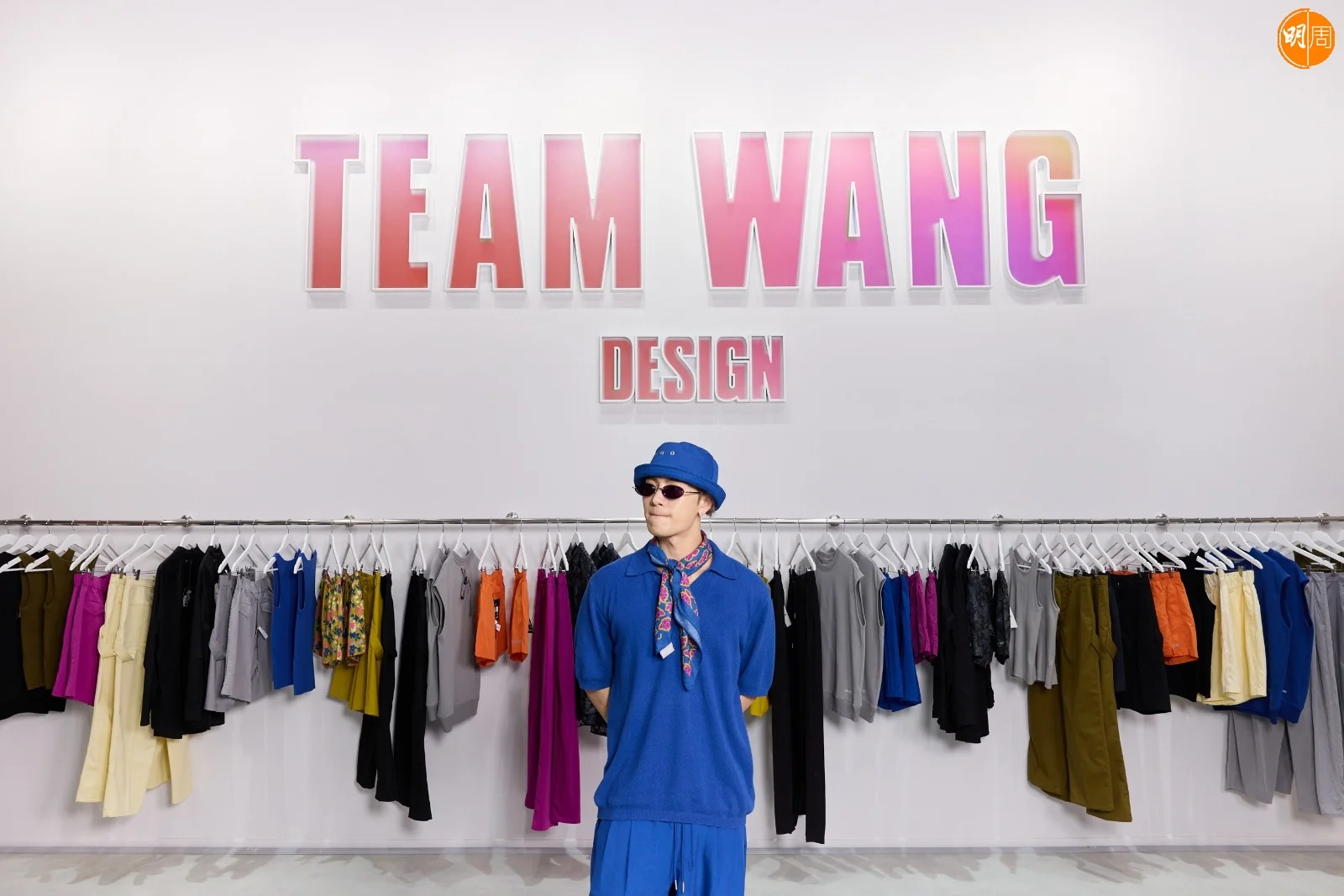 王嘉爾在新系列中,好喜歡其中一條黑色短褲,做運動時必定穿着。