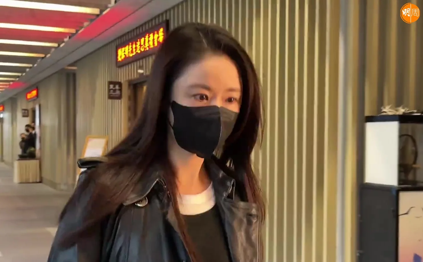 林心如到場致祭。