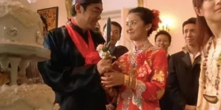 張繼聰說首次與阿Sa合作是電影《戀上你的床》,當時他是臨時演員,站在阿Sa身後。