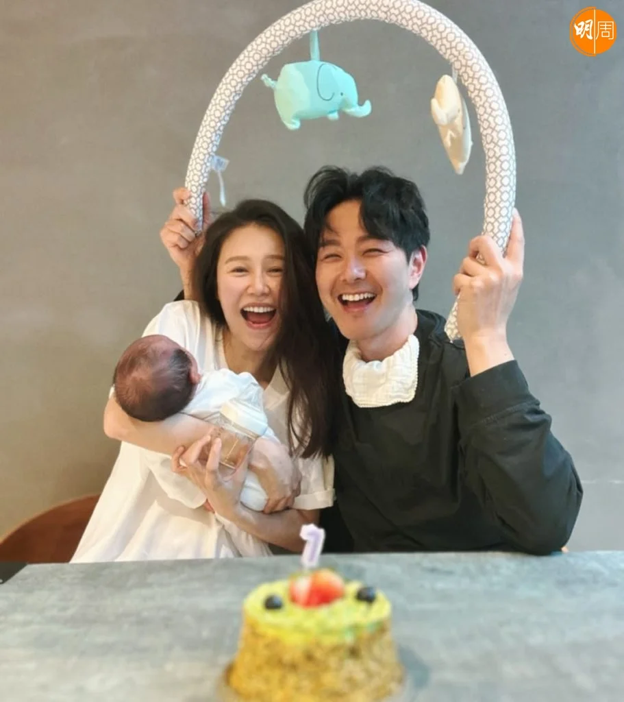 %e8%95%ad%e5%93%88%e5%93%88%e5%a4%a7%e7%88%ba%e7%9a%84%e6%bb%bf%e6%9c%88%ef%bc%8c%e5%81%b7%e5%81%b7%e6%ba%9c%e5%87%ba%e5%8e%bb%e8%b2%b7%e4%ba%86%e5%80%8b%e5%b0%8f%e8%9b%8b%e7%b3%95%e5%92%8c1%e5%ad%97