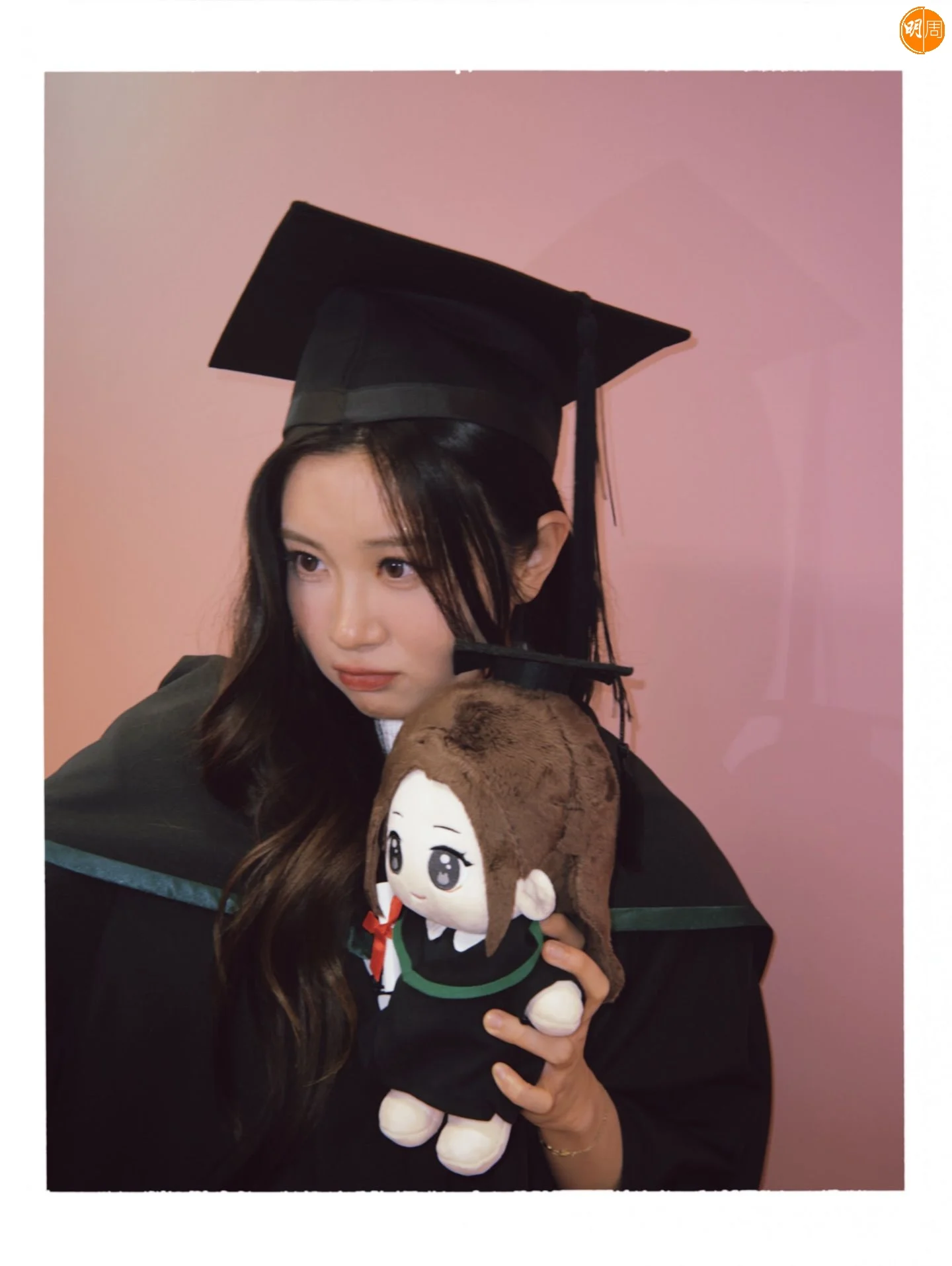 忙內Candy大學畢業了。