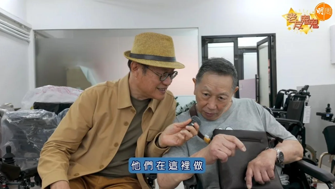 羅浩楷精神不錯。