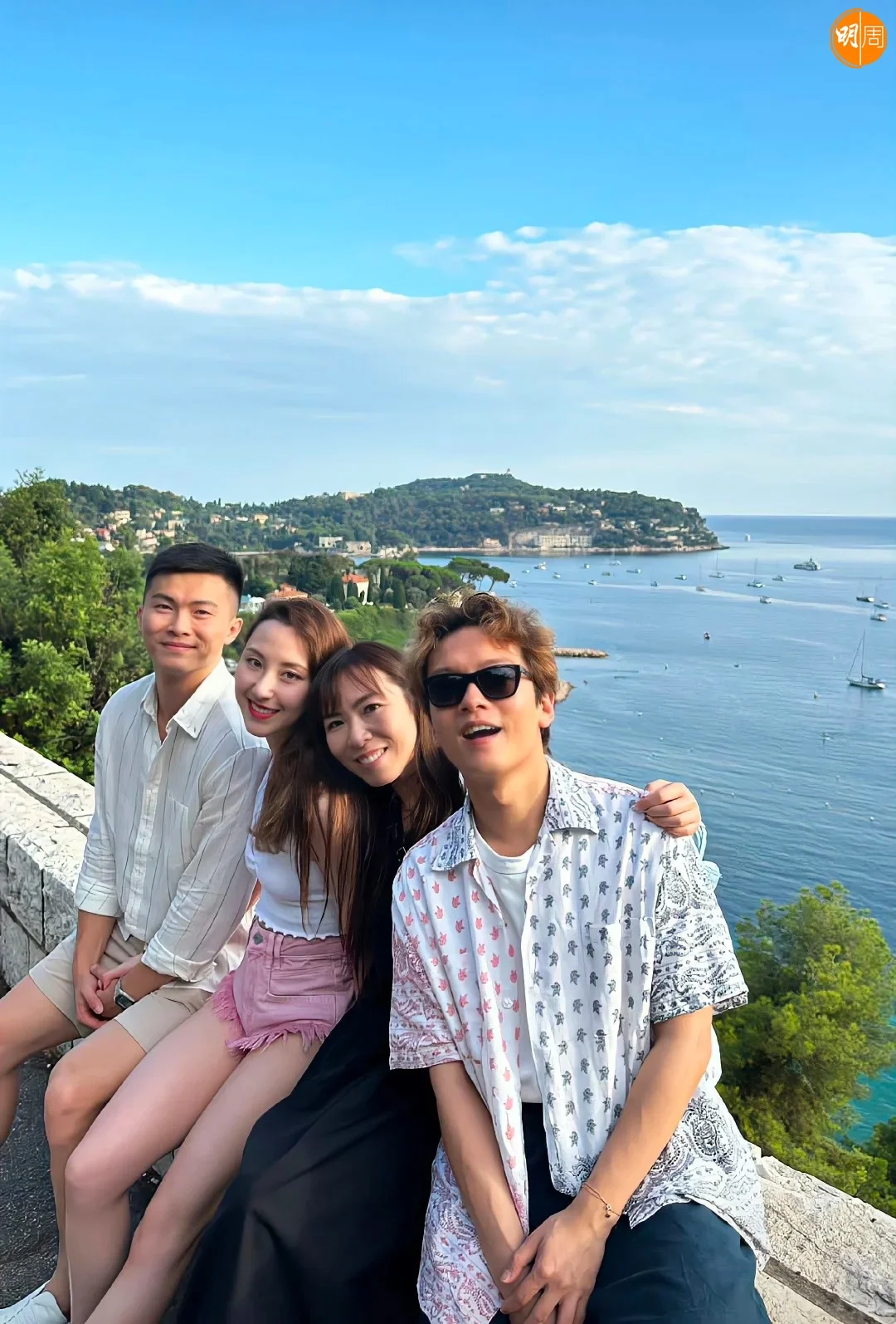 何超雲與未婚夫於4月曾一齊睇謝霆鍛啟德騷。