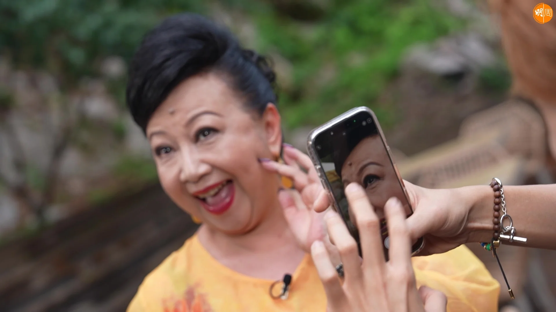 家燕姐真係搞笑到不得了。