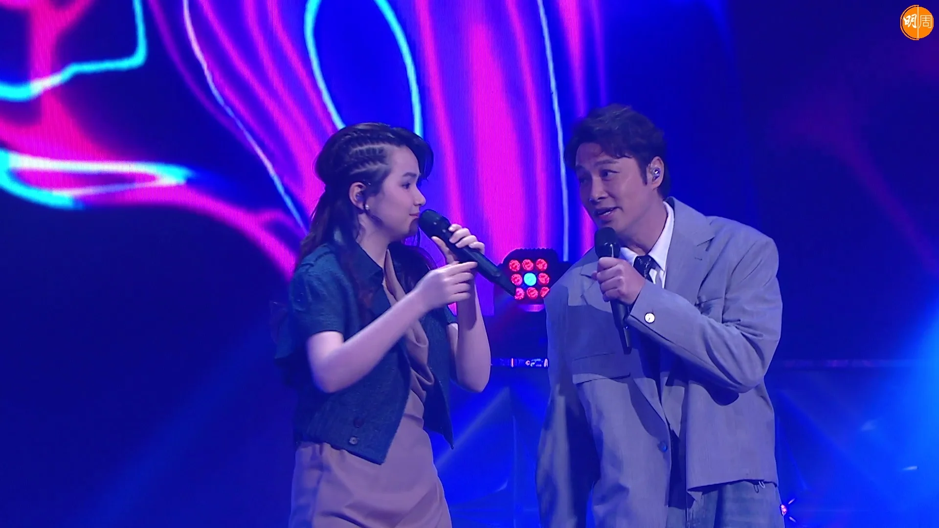  Michelle譚耀文獻唱《講男講女》