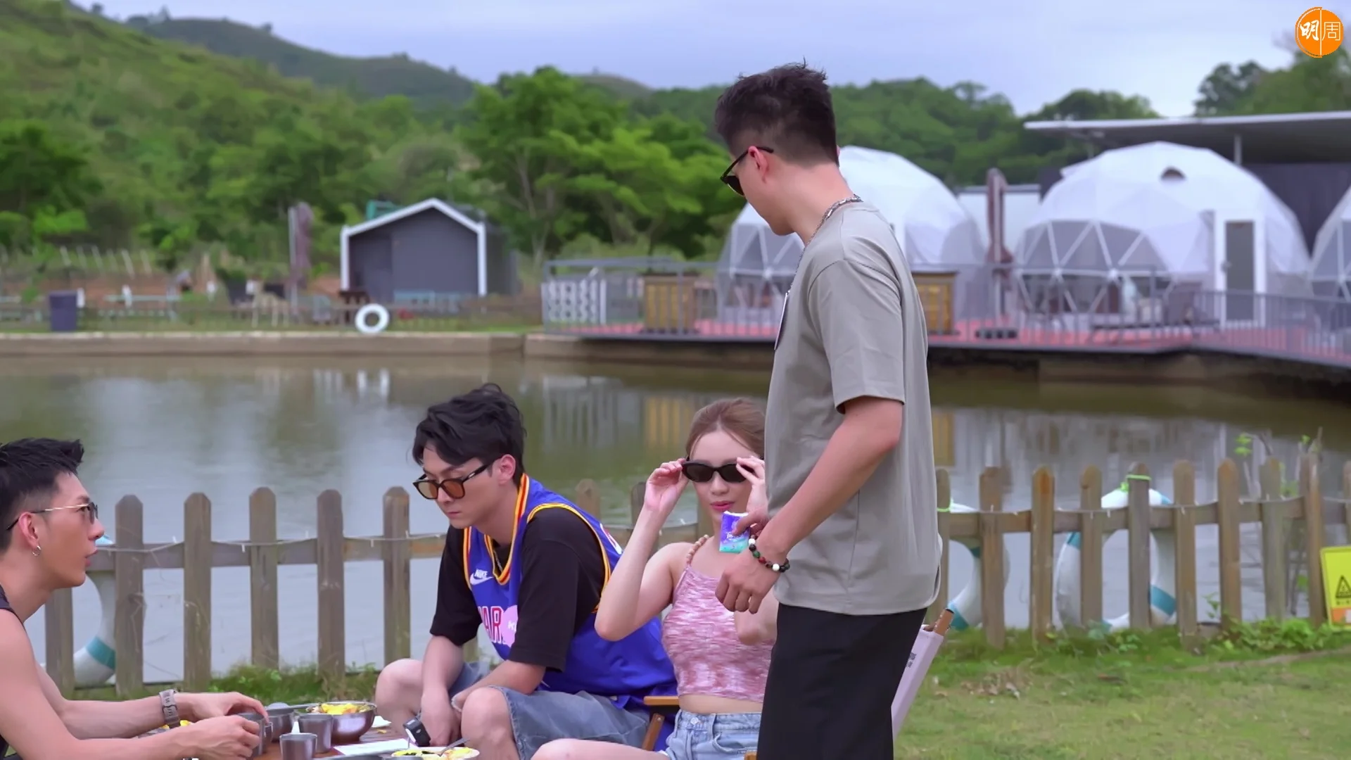 GM嘅「紙巾傳情」遭到Eddie嘅截擊。