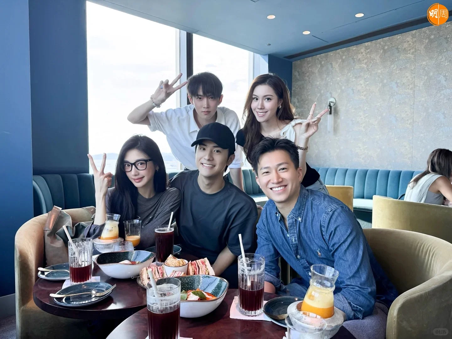 《加油！小店》加油團在港重聚。