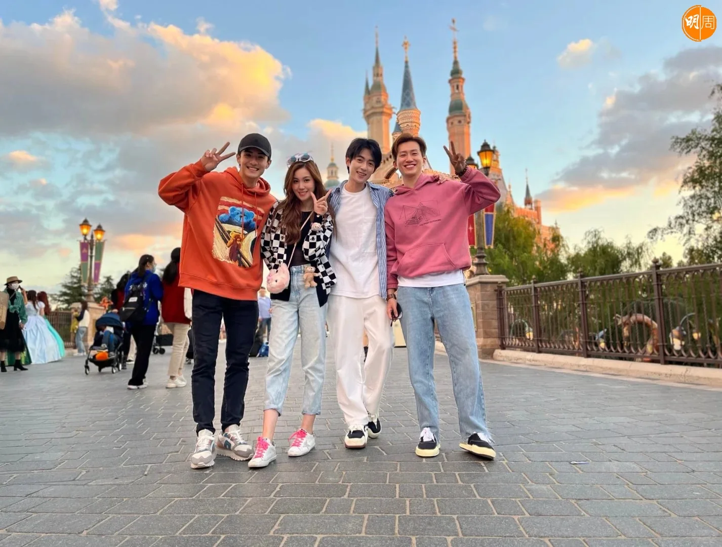 %e6%98%af%e8%b0%81%e5%8f%88%e8%81%9a%e5%9c%a8%e4%b8%80%e8%b5%b7%e4%ba%86%ef%bc%81%ef%bc%81%e7%ae%80%e7%9b%b4%e6%a2%a6%e5%9b%9e%e5%8a%a0%e6%b2%b9%e5%b0%8f%e5%ba%97%f0%9f%98%ad_6_%e5%ae%8b%e5%ae%9b