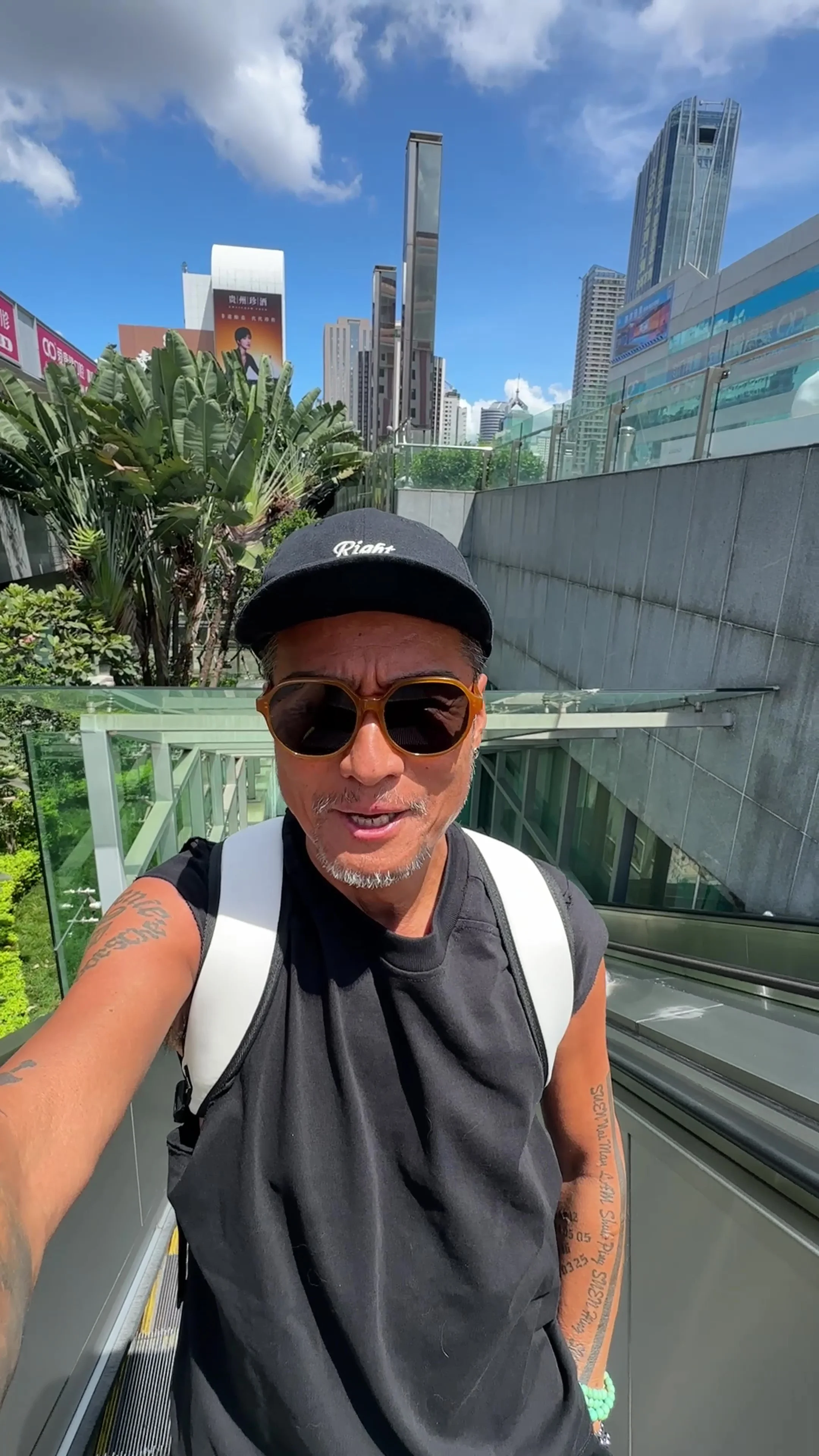 孫興愈老愈型。