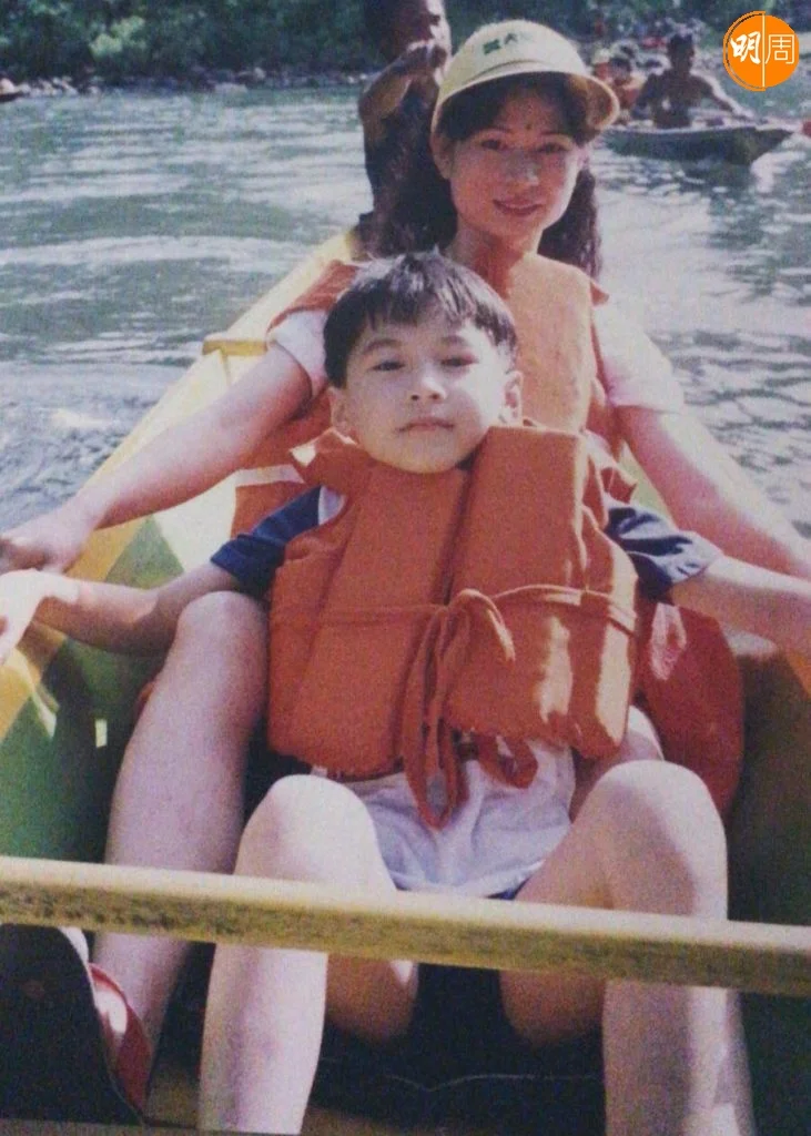 32446412_852825344902429_1801816343486398464_n