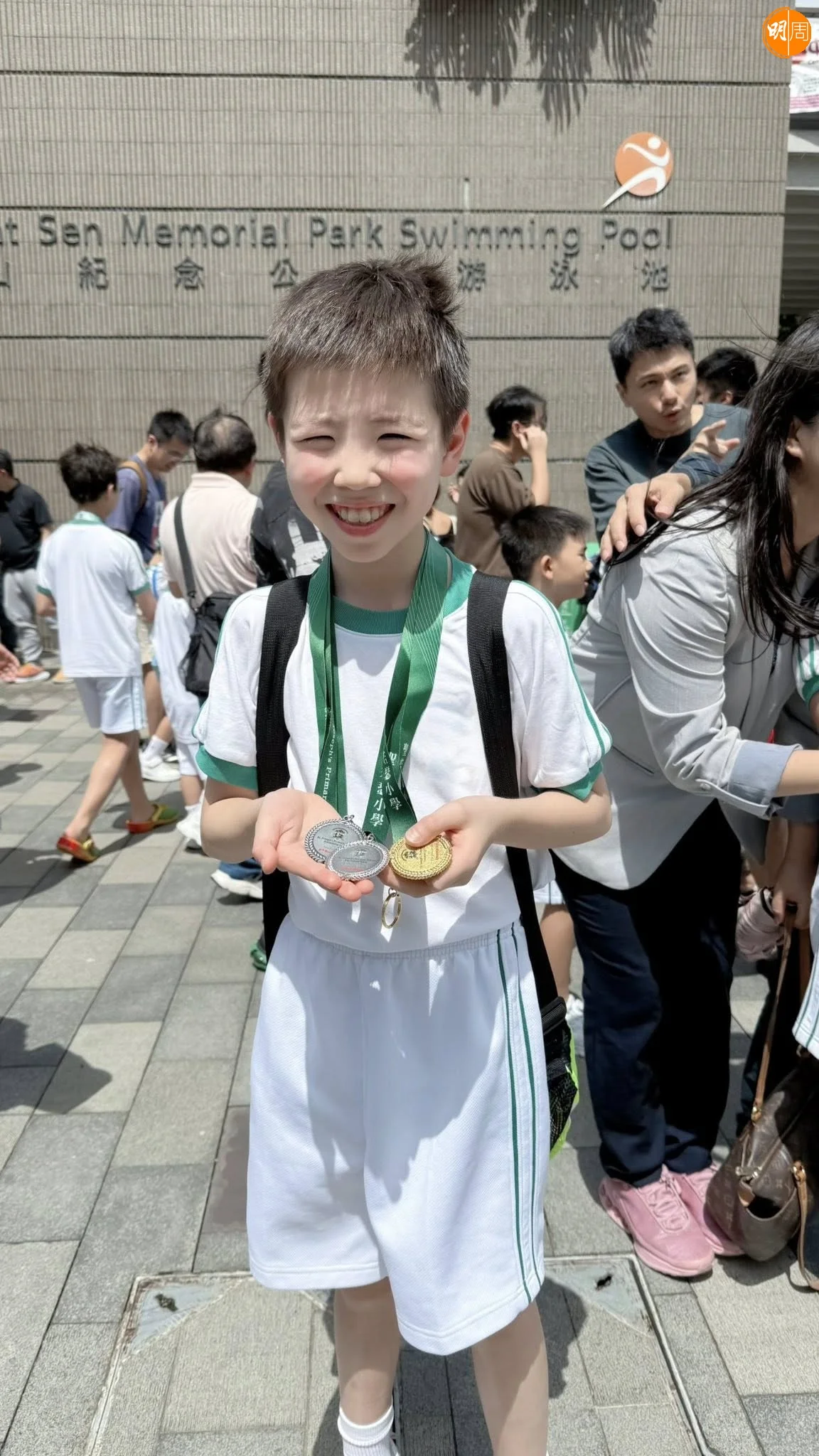 555600971_1328987395336947_4099504806553180797_n