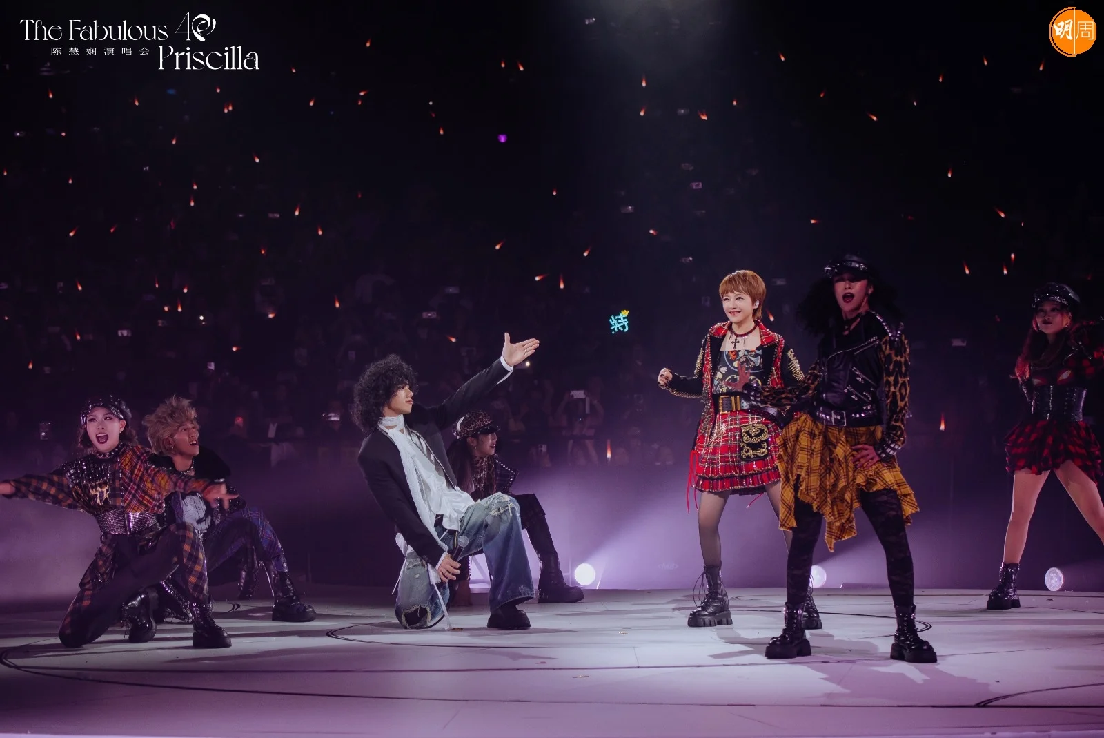 上周六(20日),Mike擔任了英皇歌手陳慧嫻40周年巡唱的佛山站嘉賓,如加盟成事,這次可算是加盟的前奏。