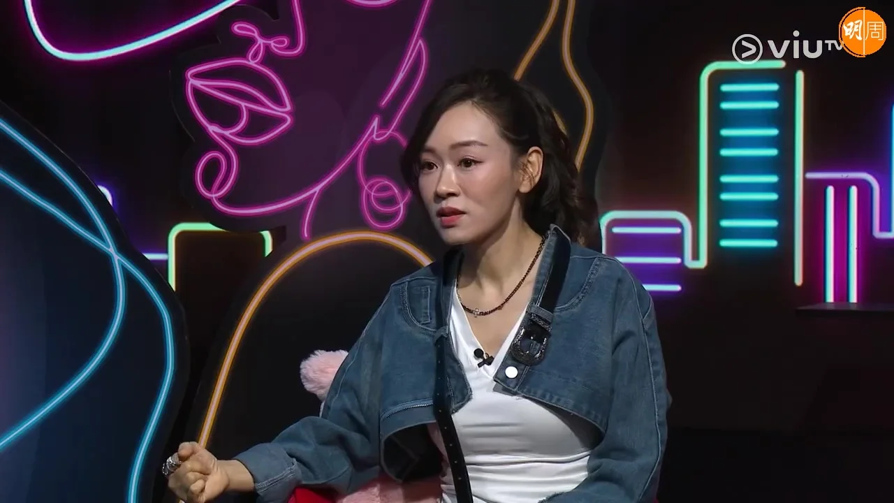 楊思琦指生女明明光明正大,變了偷偷摸摸。