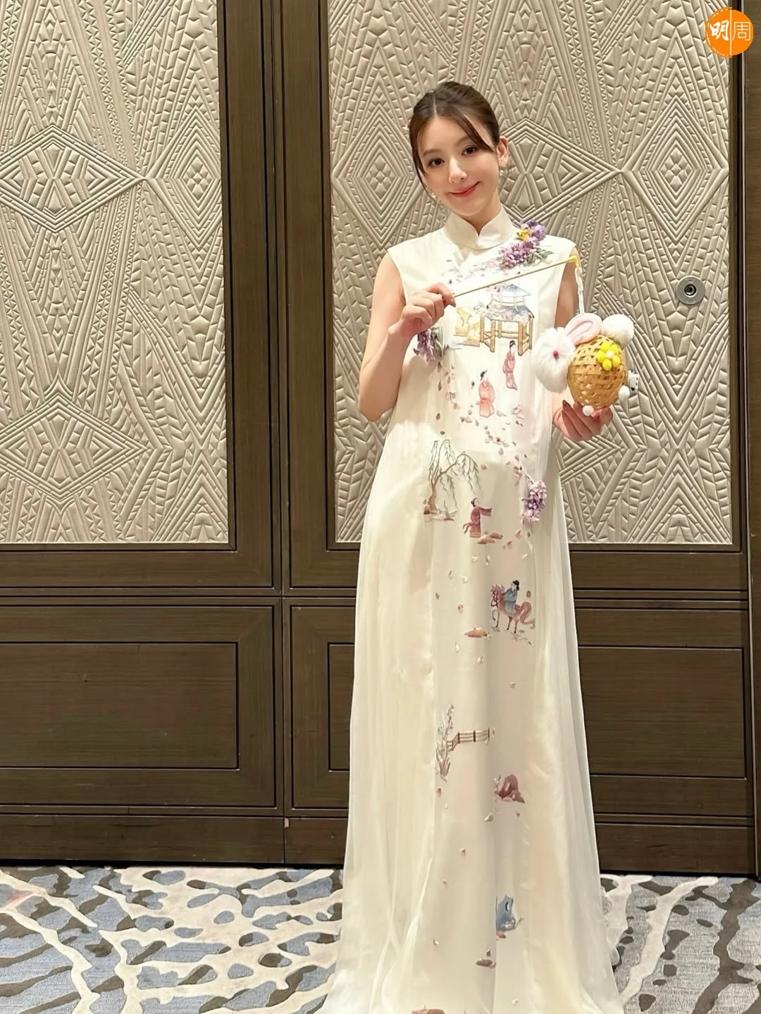 方媛仲係肚凸凸未生。