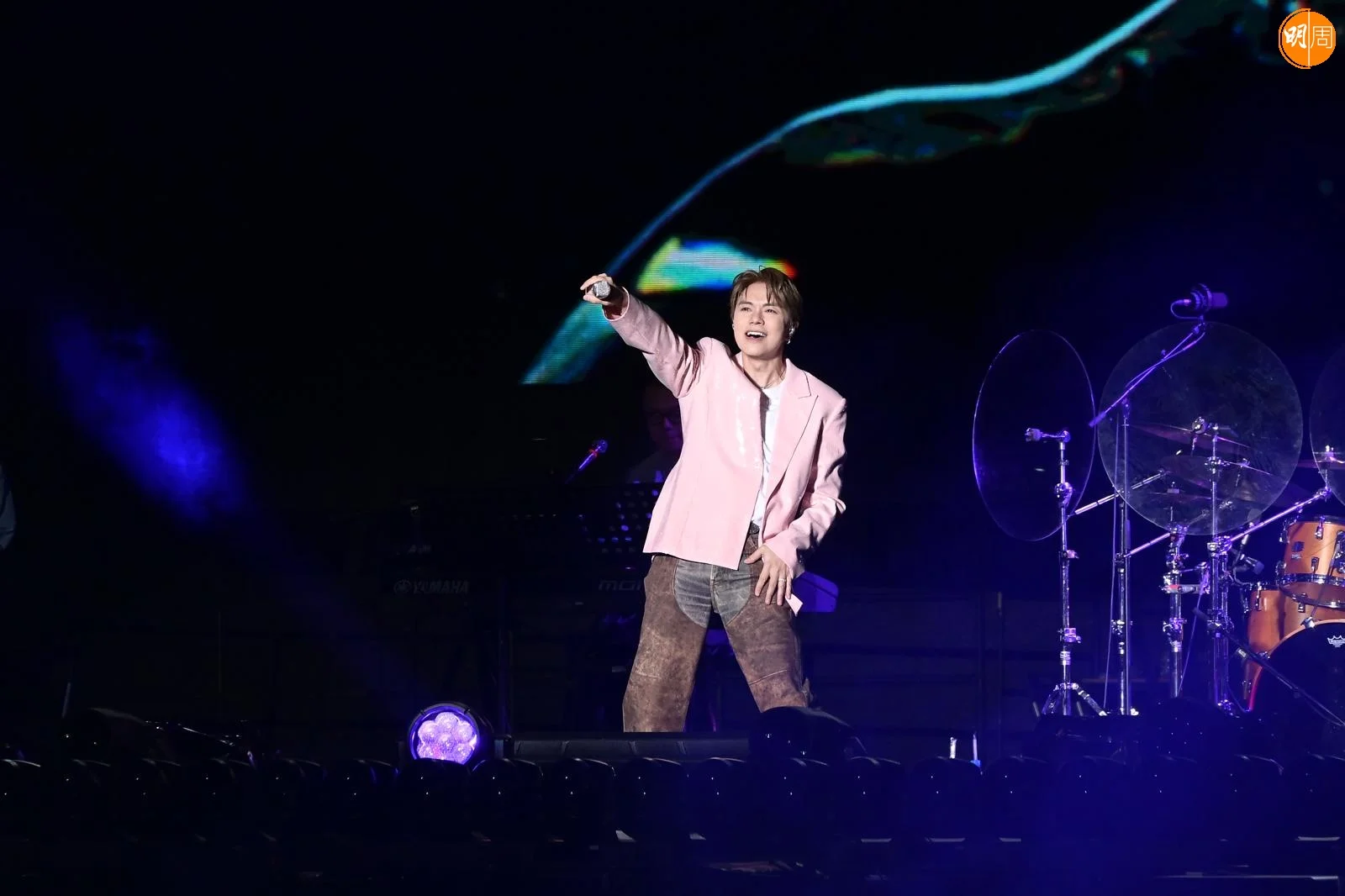 whatsapp-image-2025-10-24-at-23-14-28-3