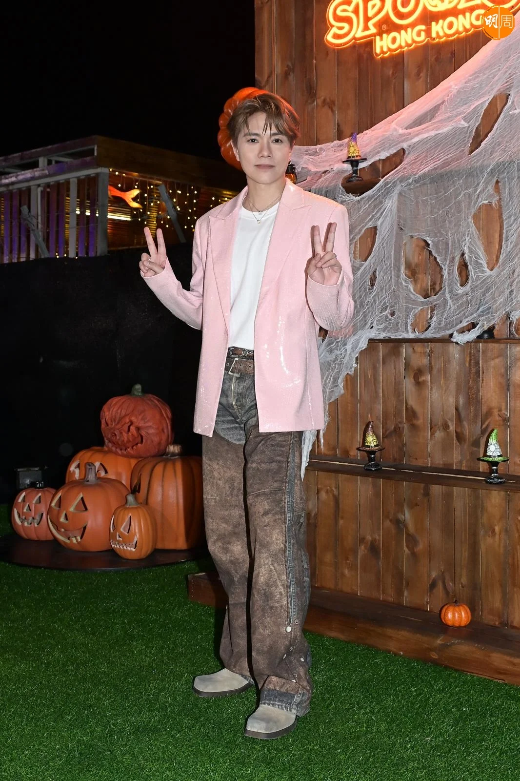 whatsapp-image-2025-10-24-at-23-14-30-32