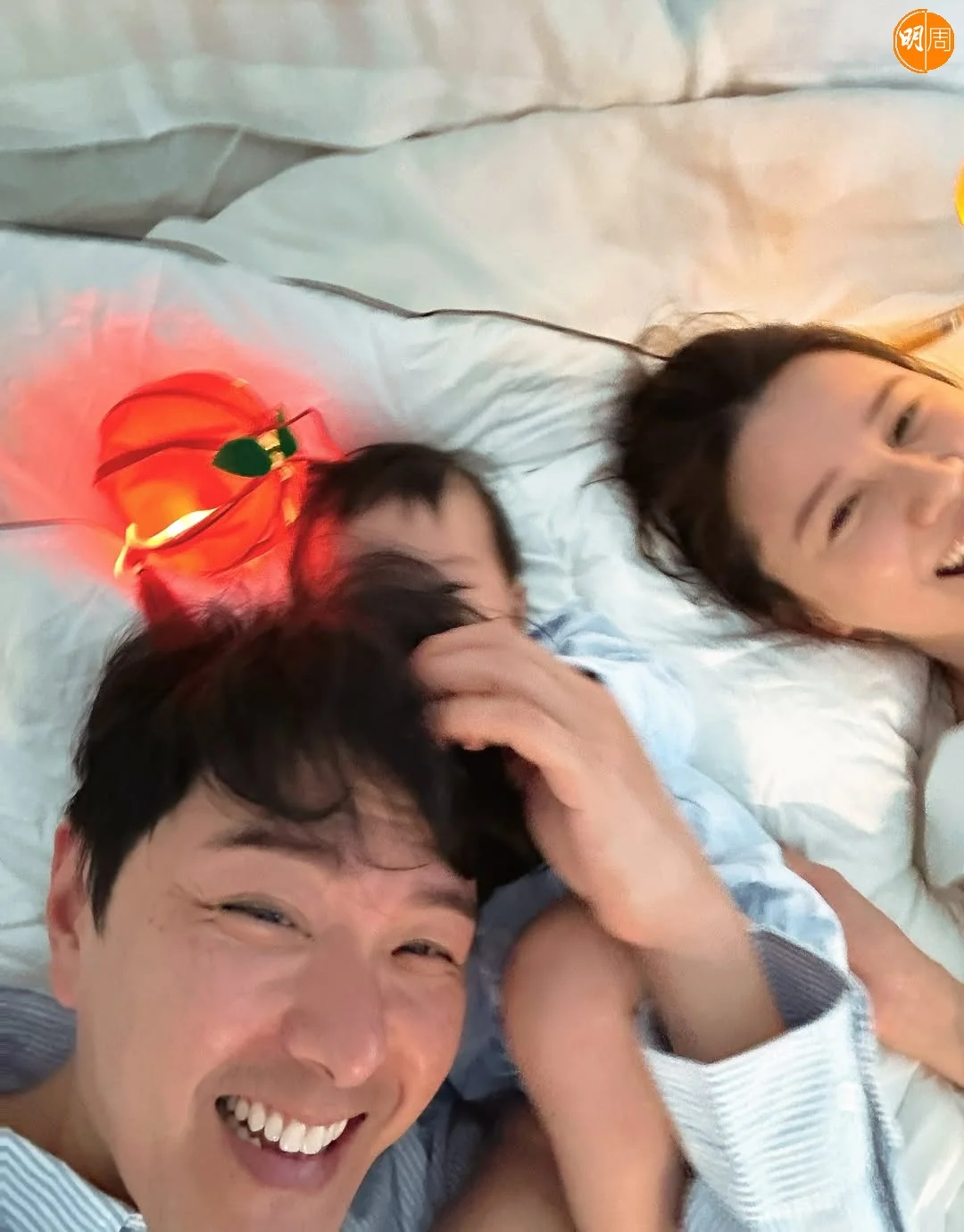 蕭正楠與黃翠如跟囝囝好幸福。