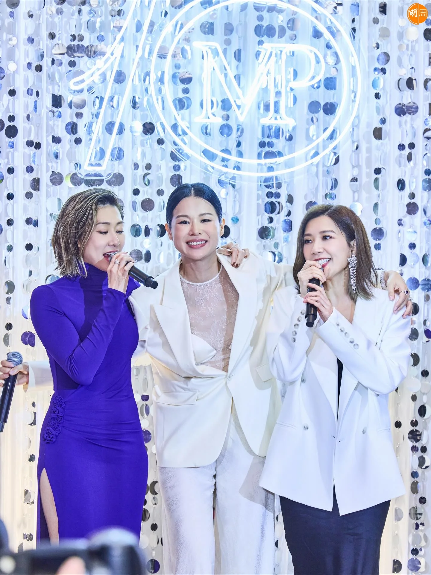 胡定欣與黃智雯都來祝賀好姊妹杏兒。