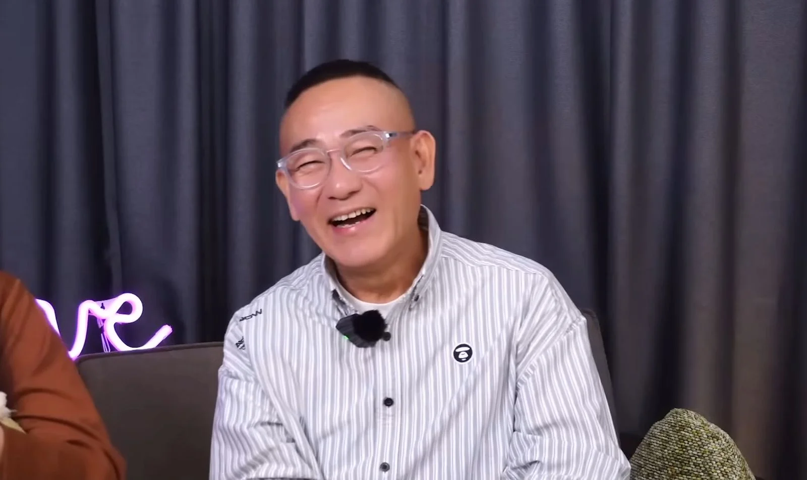 whatsapp-image-2025-11-15-at-16-53-47