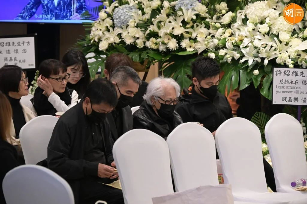 whatsapp-image-2025-11-17-at-3-58-13-pm