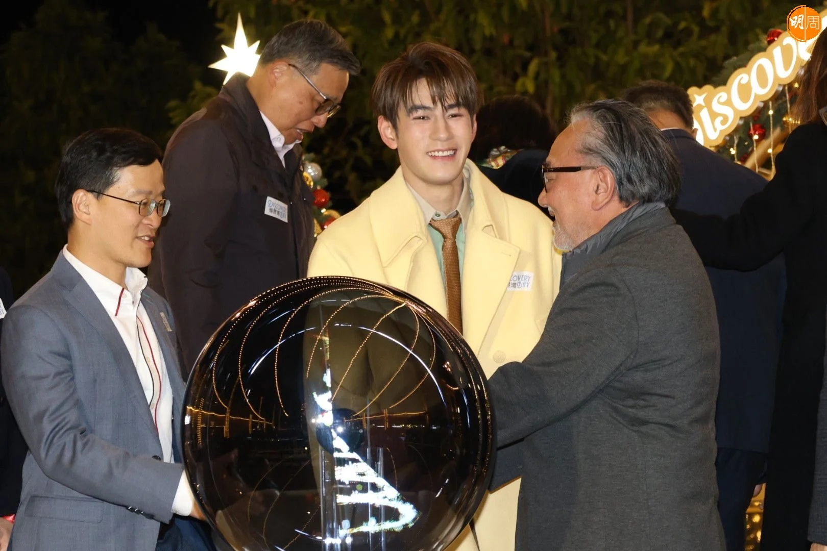 whatsapp-image-2025-11-21-at-21-58-50