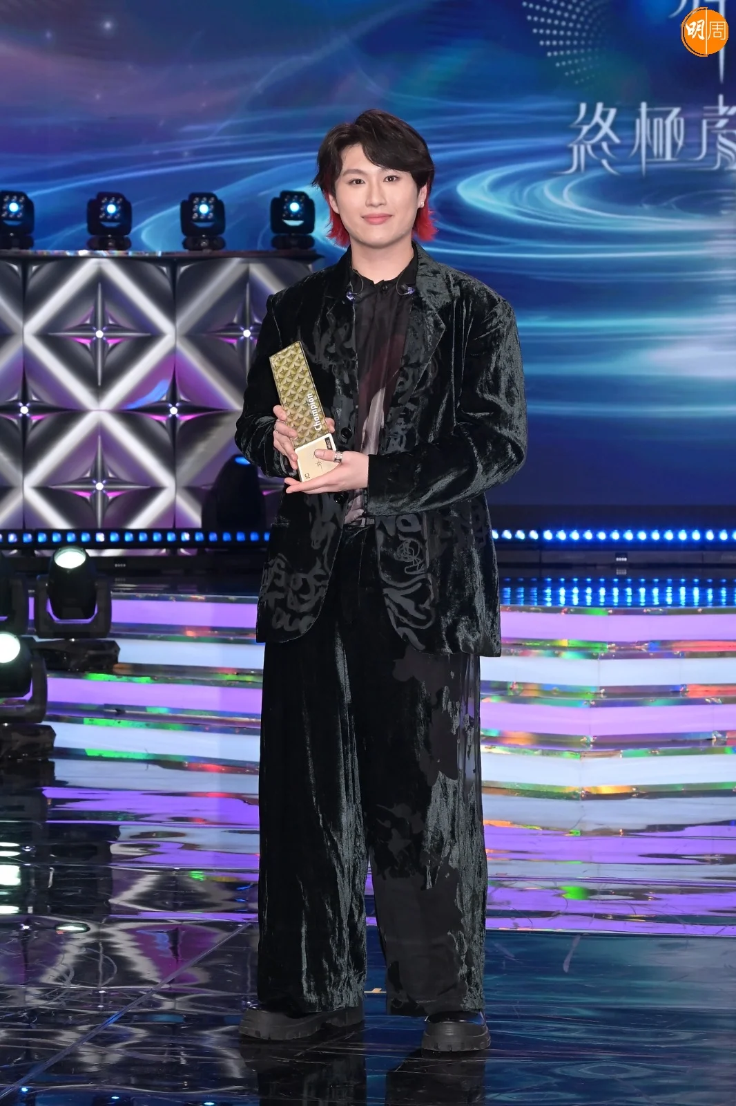 whatsapp-image-2025-12-09-at-14-48-33-9