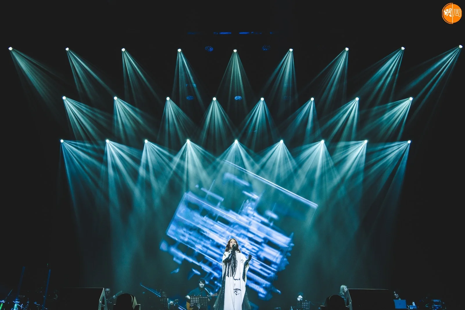 whatsapp-image-2025-12-14-at-12-21-34-6