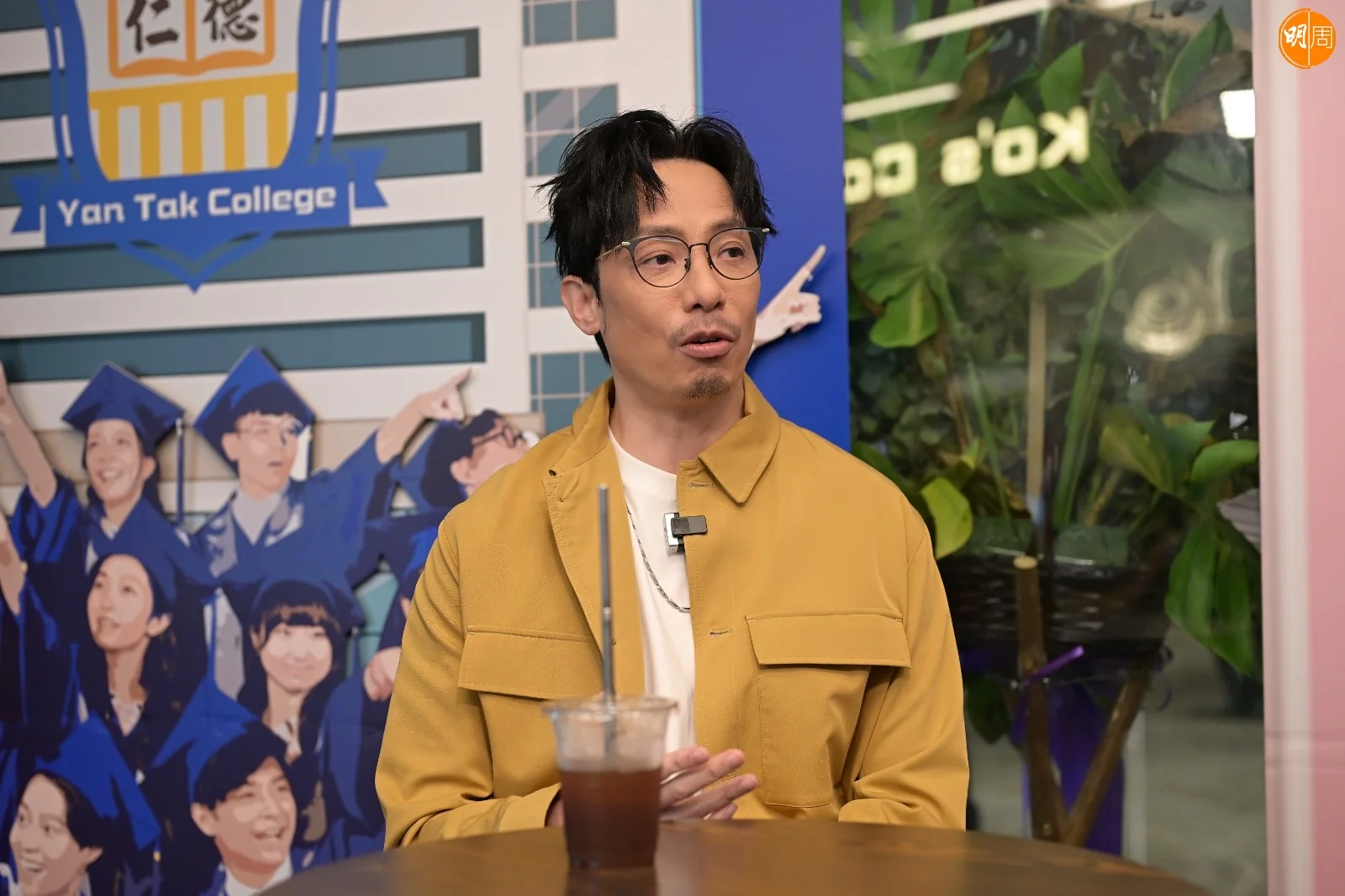 【Shall We Talk】強尼由有線講波跳槽 十年成就ViuTV一哥 | 26歲拍拖一個月閃婚 願望與老婆看更遠風景 | 強尼專訪 ...