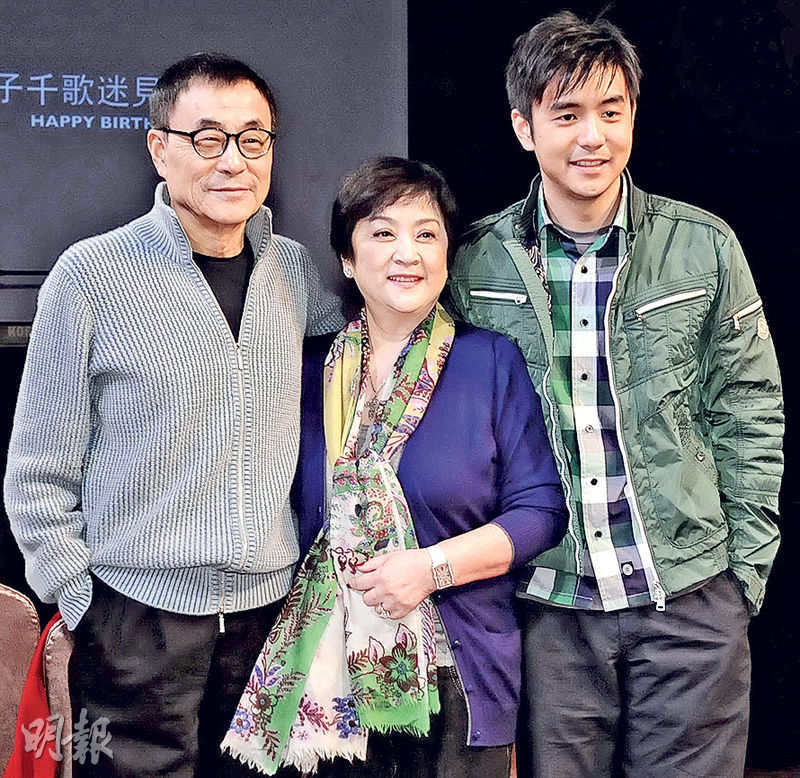 盛傳母子此行是到北京處理和前夫劉家昌的家產官司。